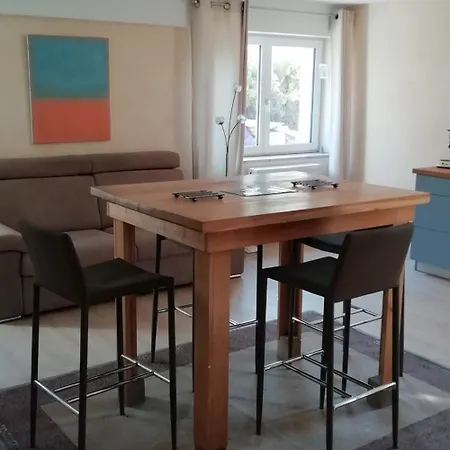 Avec Parking 5 Mm Colmar Apartamento